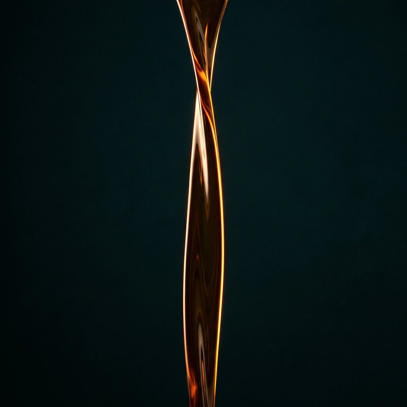Omega-9 Oil Pour