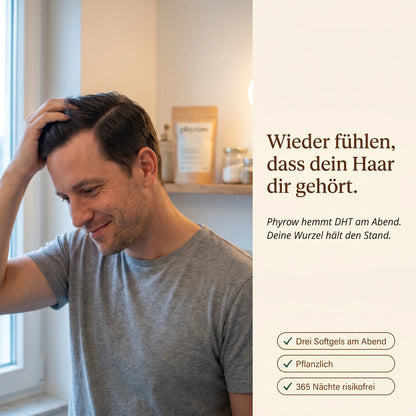 Mann fährt mit der Hand durch sein Haar im Badezimmer am Morgen, Headline Wieder fühlen dass dein Haar dir gehört.